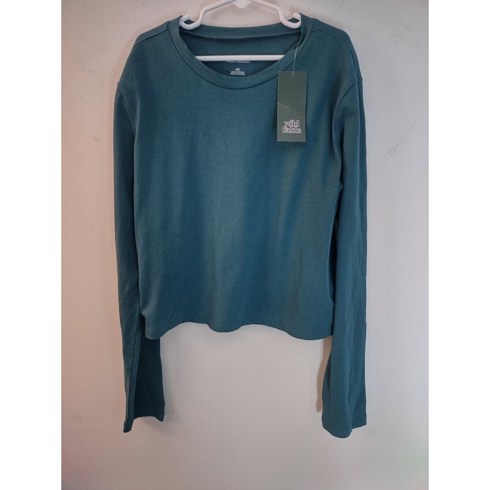 Women's Long Sleeve Cropped T-Shirt - Wild Fable Botanical Blue XS